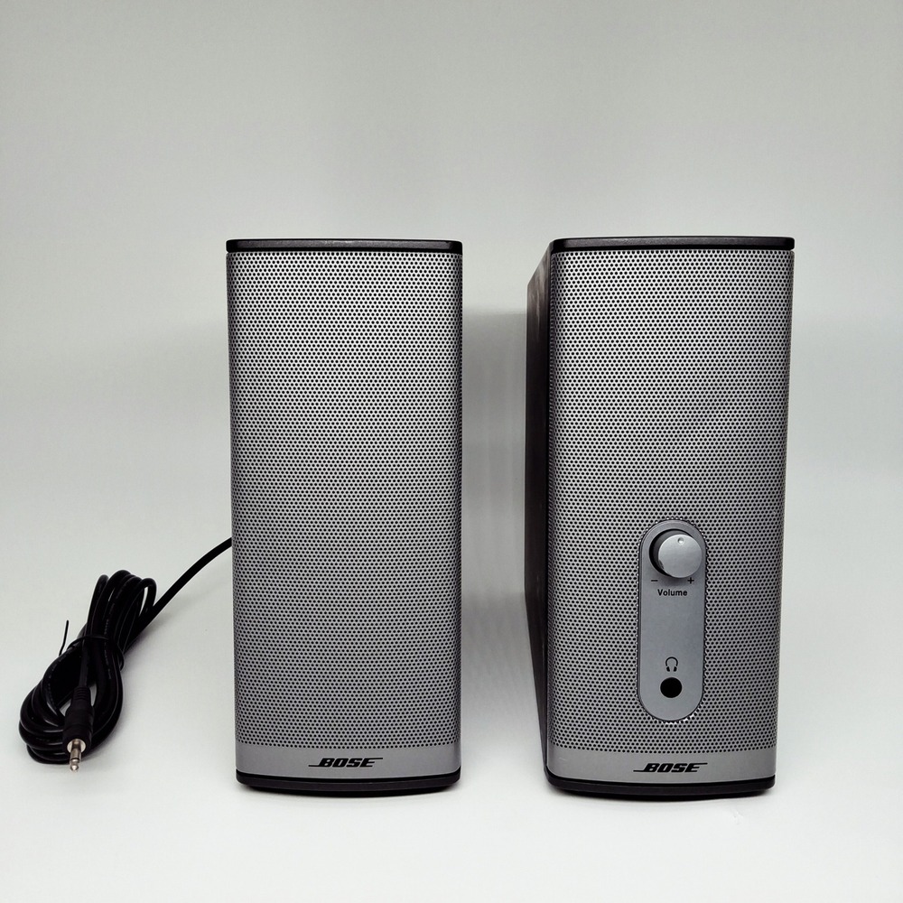 Untested Bose Companion 2 Series II Multimedia Speaker System *Small Dent